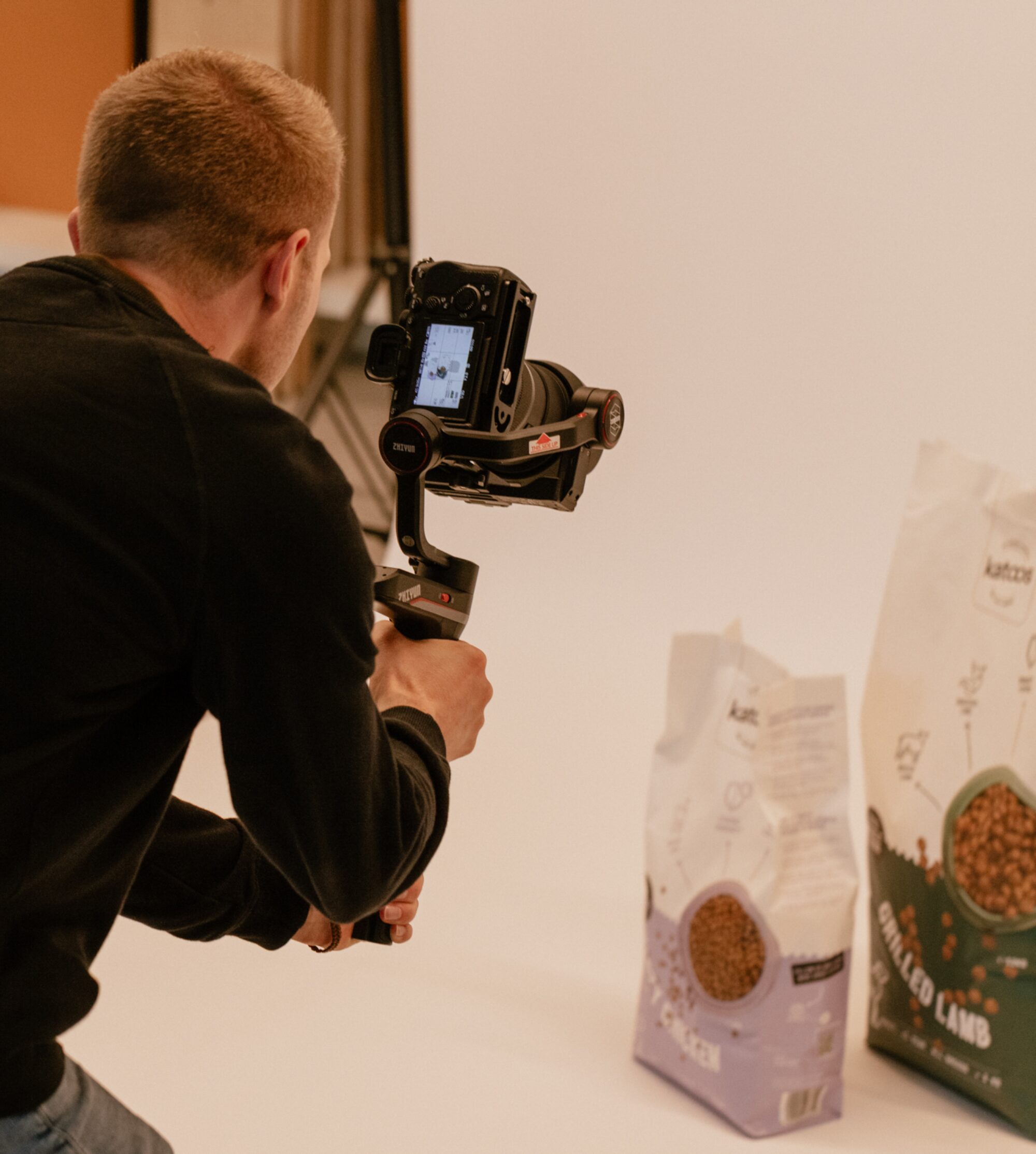 Videograaf die shoot in de studio